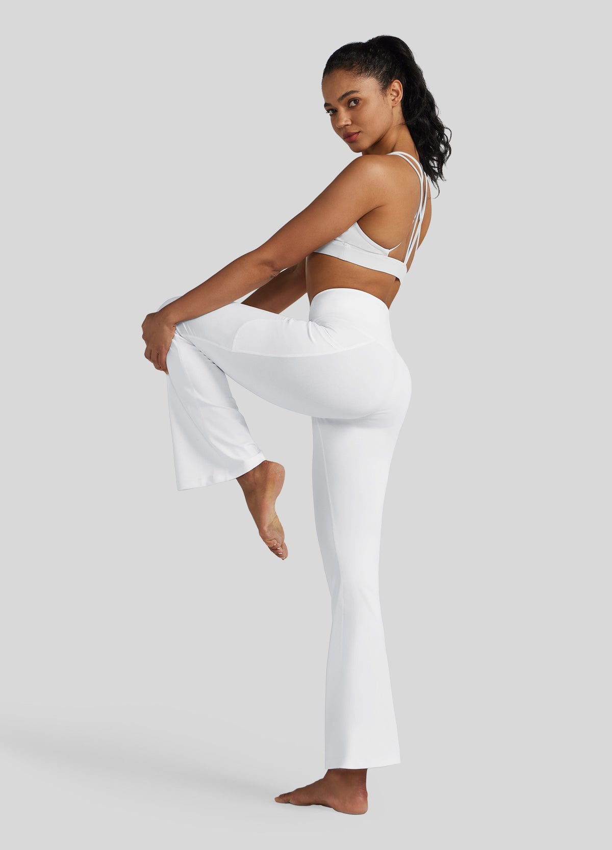 Womens Crossover Flare Yoga Leggings 31 Inch white