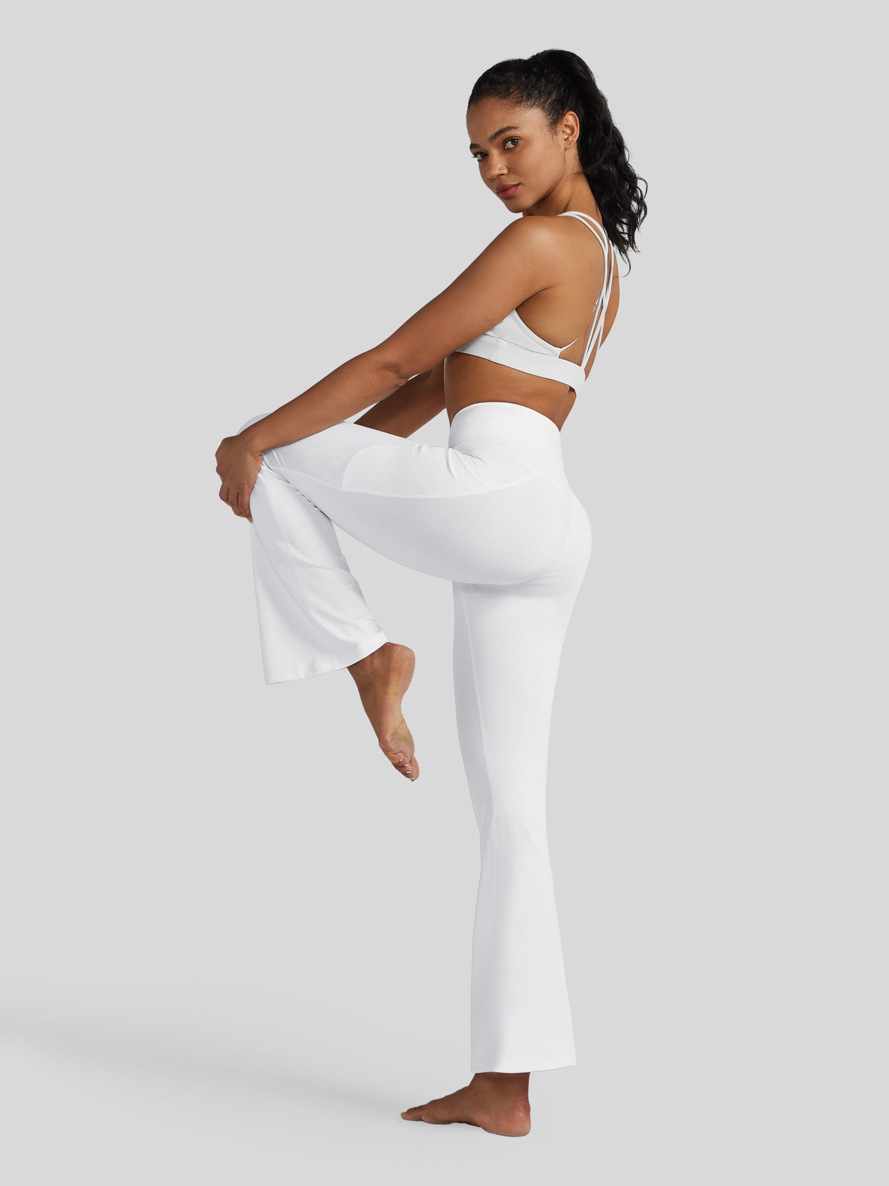 Womens Crossover Flare Yoga Leggings 29 Inch white